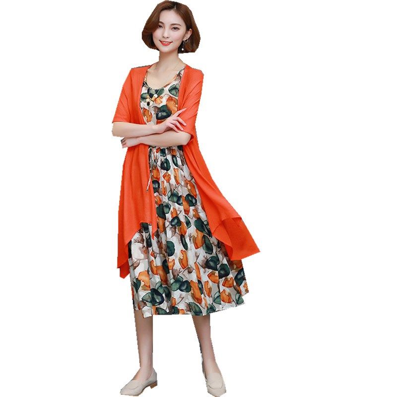 换季了,不妨试试这几款秋裙,尽显玲珑曲线,魅力暴涨,美到飞起