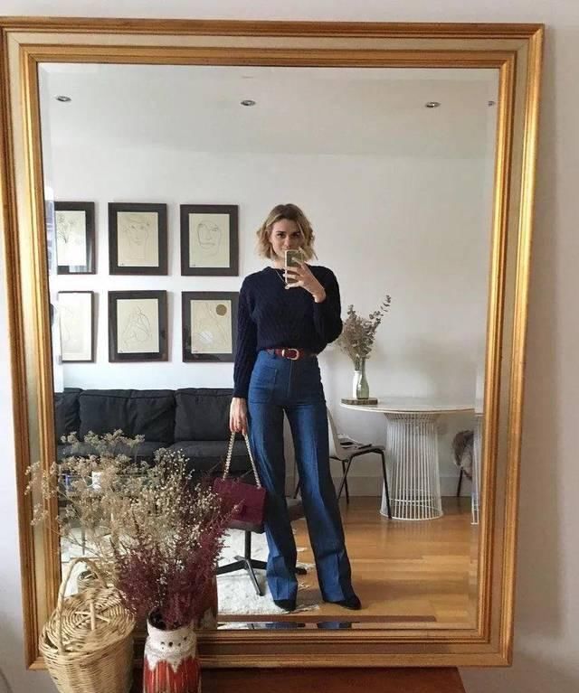  『复古』穿上喇叭裤 变成复古女郎