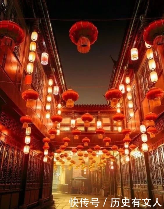 五一从全国各地传回来的照片，太可怕了