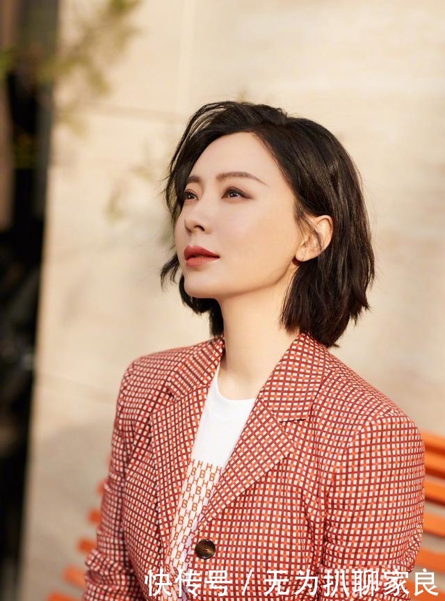 『女人』真正有气质的女人,穿衣打扮有这5个特征,美得高级有气质
