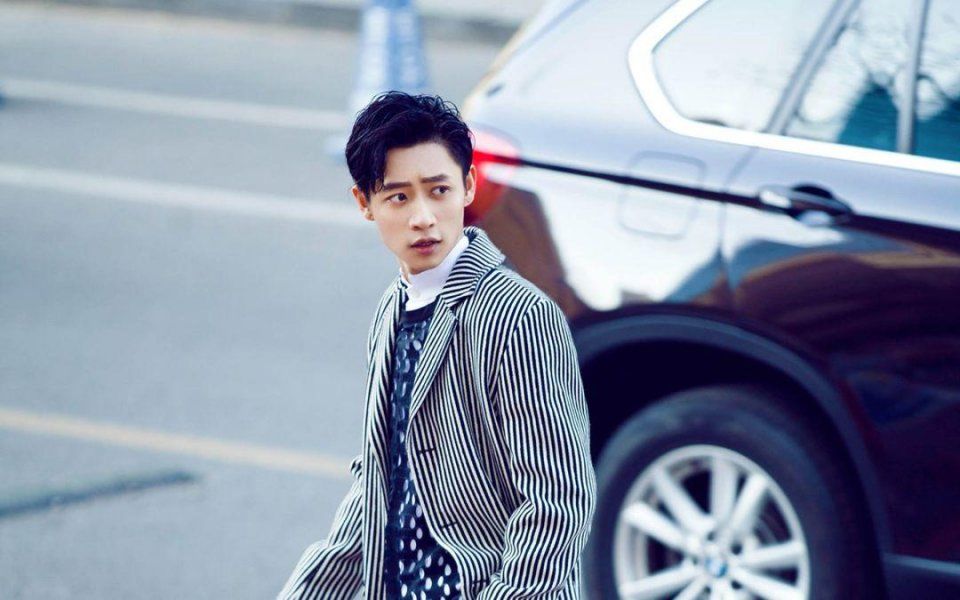 胡歌卷入诈骗风波? 杨紫沉迷整容?魏晨很专情?林更新接综艺?