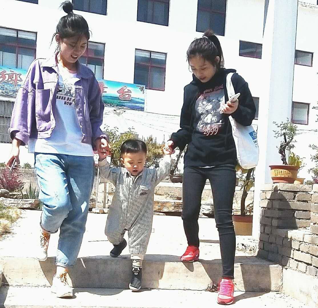  特刊：崮乡文苑（283）庆“五一”特刊/天下泉庄好，醉美艺博园（之二:盆景篇）