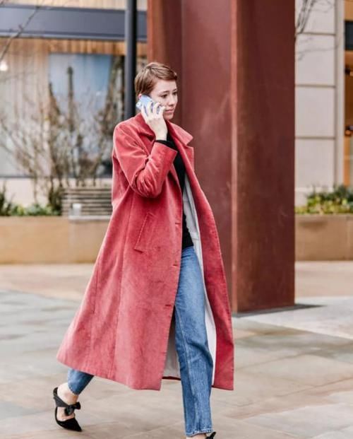 『追求』想要追求复古风,又想来点不一样的,看看父母衣柜里的灯芯绒