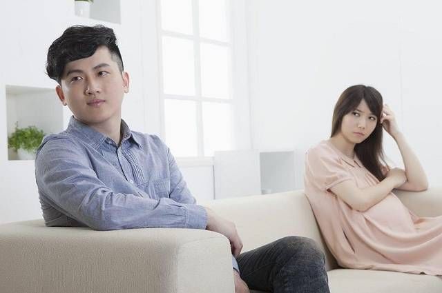  晒被子：为什么老人说“晒被子不能过午”这不是迷信，有一定科学根据