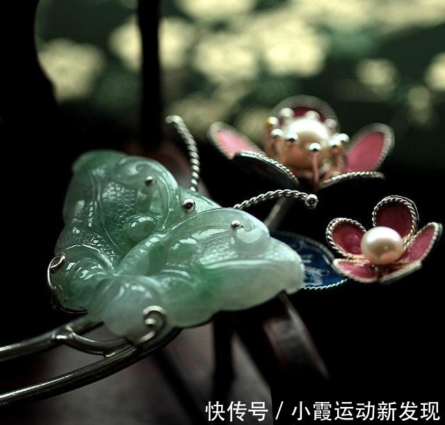  饰品■「3.8节」女人为什么对翡翠饰品情有独钟？