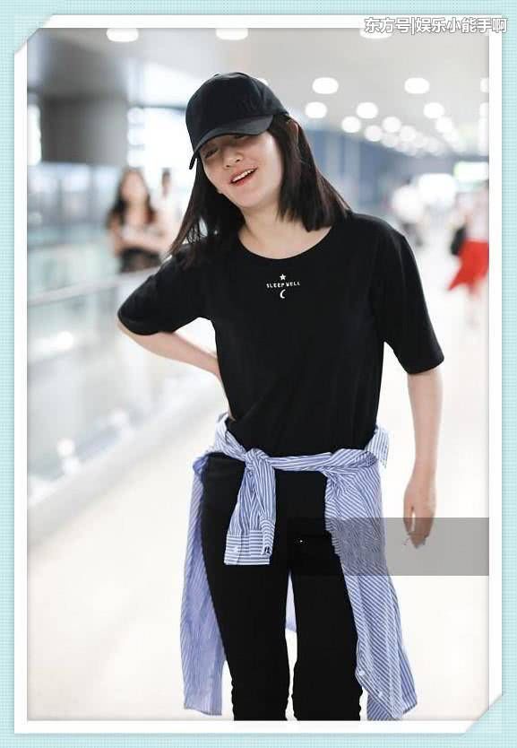 看了赵薇紧身裤，再看看谢娜，网友直呼:谁都阻止不了我减肥决心