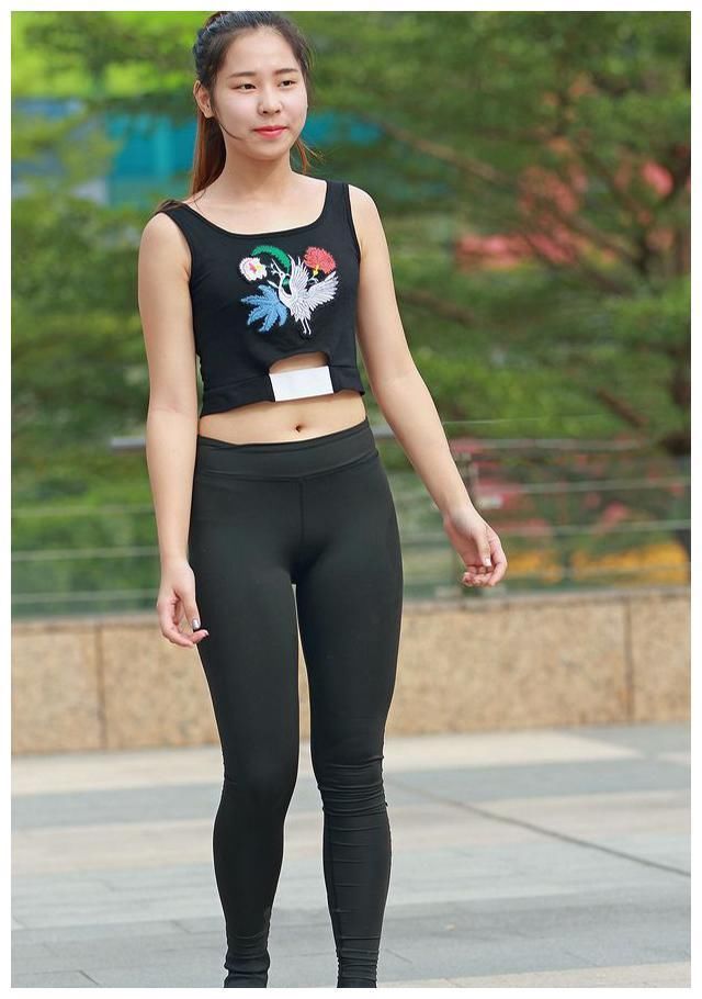 美图：我只中意图2美女，身材太美了，是我心中完美的对象！