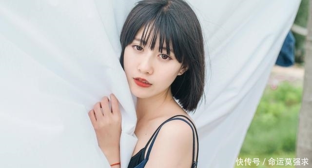 「天生」脸上有这五个特征的女生,天生自带浓妆效果,第四个可遇不可求!