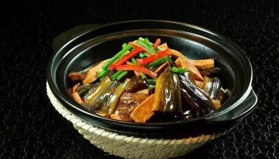  肉末：美食精选：土豆焖饭，脆豆腐烧黄鳝，肉末炒茄子，川味干煸肥肠的做法