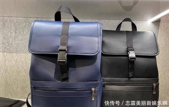 『张扬』CK 2020年春夏款双肩包实评：始终如一的简洁、經典蓝、logo不张扬