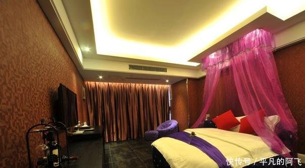 情侣酒店的“水床”，里面到底是什么看看保洁阿姨是怎么说的