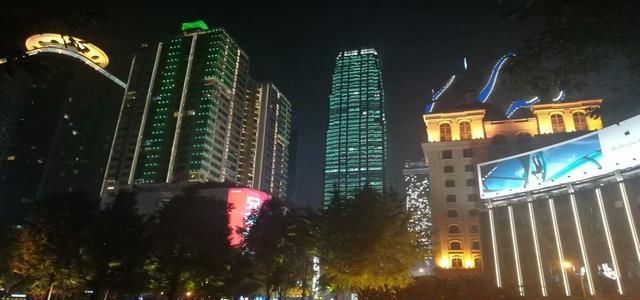  西安■中国西部最大的城市，根本不是成都 西安，相当于4个兰州