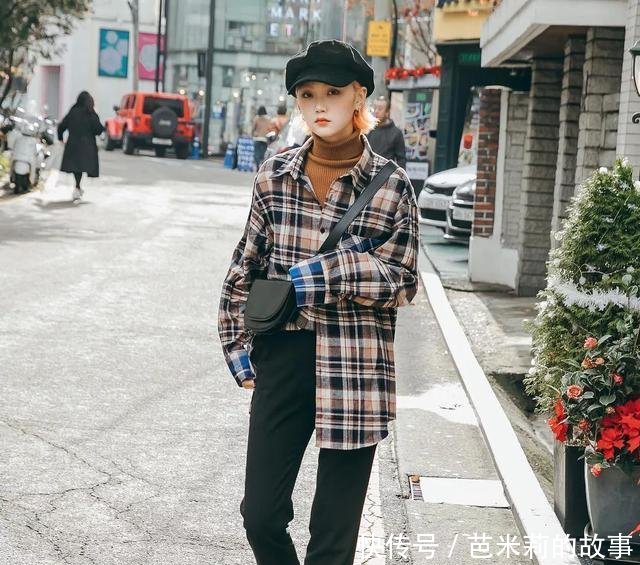 「日常」衬衫+针织衫叠穿,超洋气的春季穿搭公式!这3组搞定日常通勤休闲