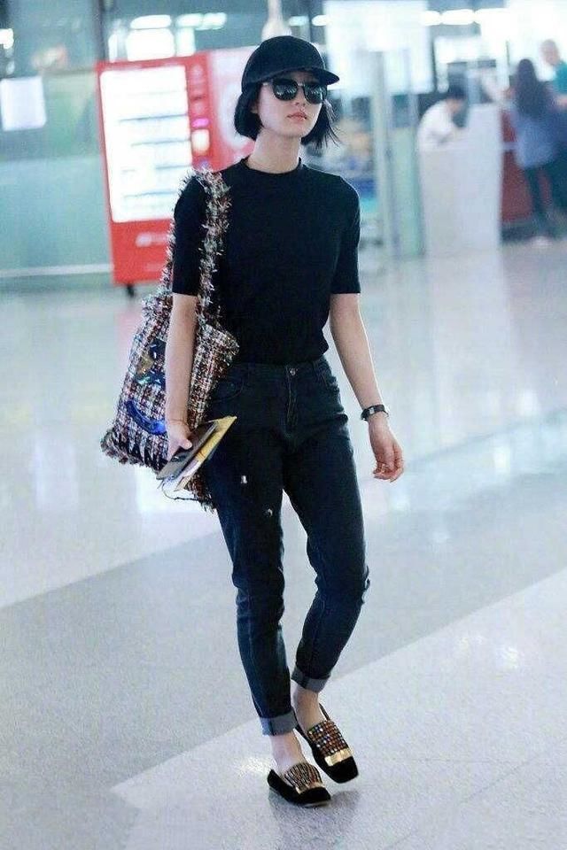 学生时代的刘诗诗朴素、美艳绝尘，如今的她穿着低调气质优雅！