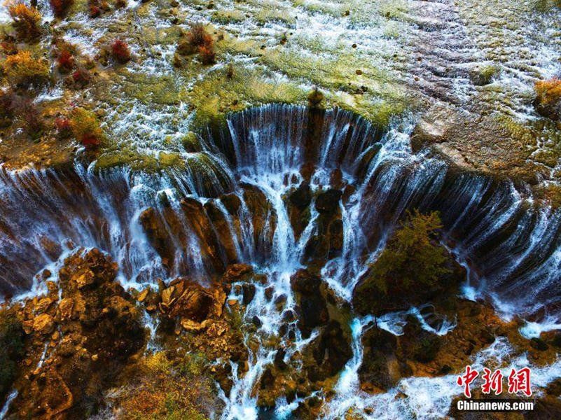 震后一年 九寨沟风光美丽依旧