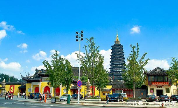 江苏地理关系最奇特的两座城市, 网友说不如合并吧!