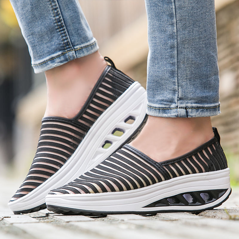 女人不一定非要穿高跟鞋，时下流行这几款，洋气显嫩还不累脚