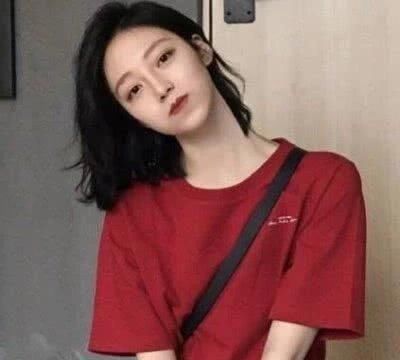 [瘦成]每天几个小动作，你也能瘦成瓜子脸，快快学起来