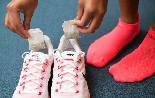  『实用』鞋子有臭味怎么办？简单实用的几招，轻松去除鞋臭，省时又省力