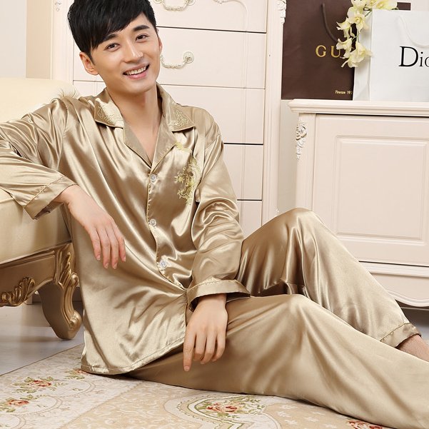 为何女神都喜欢穿这样的睡衣?看完下面这些图片你就懂了