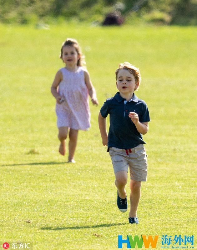 夏洛特公主只能穿裙子露面?英媒揭秘王室那些事