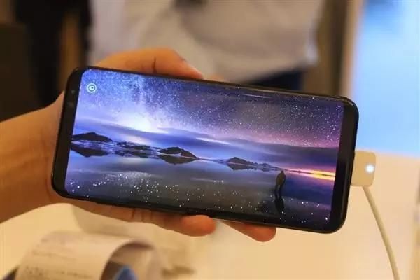 索尼新旗舰即将现身,搭配845外形继续保持方方