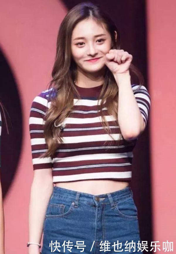 周洁琼短裤太紧，尴尬勒出羞人的三角区，网友：腿粗还是穿长裤吧