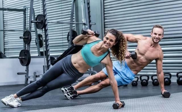  『徒伤悲』跑步露大腿，撸铁脱上衣，你做什么运动，就会有什么身材