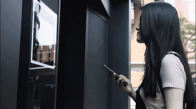 阿里巴巴首家FashionAI概念店:1秒100种方案