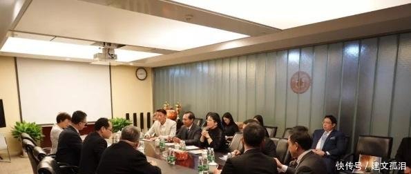 “对华免签”，英拉推荐的这位不简单