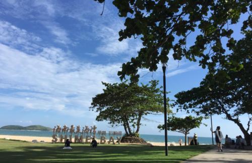 风景不亚于三亚的海南旅游城市，景色优美，是一个旅游休闲度假的