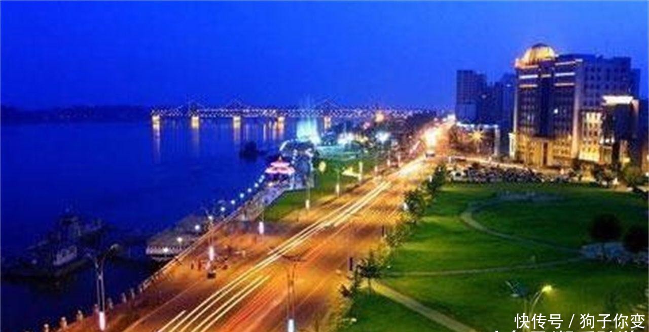  「我国」我国最适合居住的城市，最大最美的边境城市，人口高达2