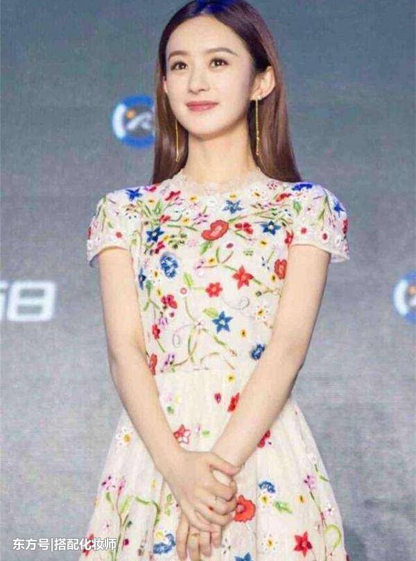 李兰迪穿花裙子，张子枫穿花裙子，气质真的是不一样的！