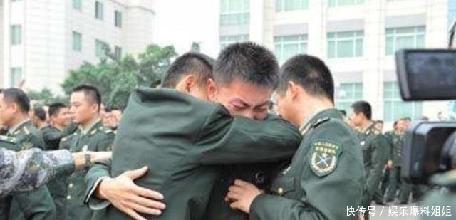 为何今年退伍军人要到社区登记退役军人发福利了，赶紧来看看！