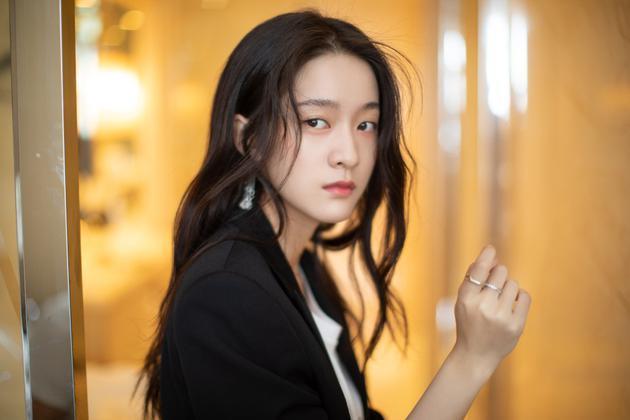 【娱乐24小时】黄晓明组团操作长生生物?张雪迎方发声明驳小三传