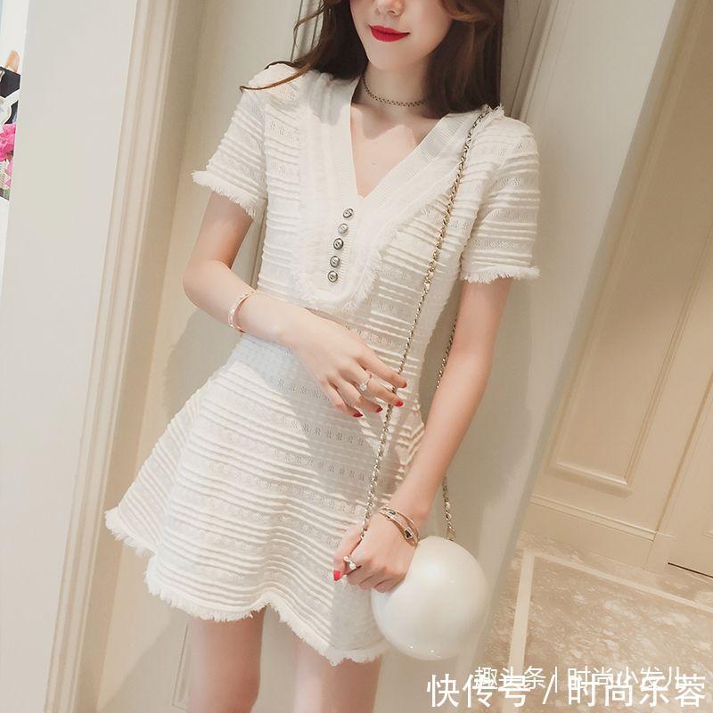 今夏最火叫奶油裙，清新优雅，时尚又减龄！