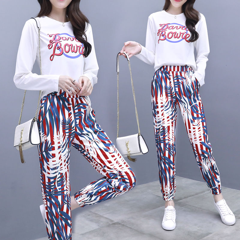 身高150的8090后女孩，9月穿阔腿裤套装，洋气还显腿长