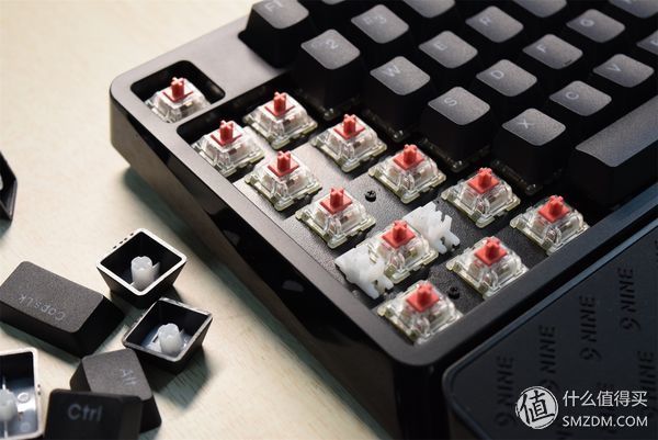 谁说机械键盘就一定吵闹?富勒G900S RGB静音红轴了解一下