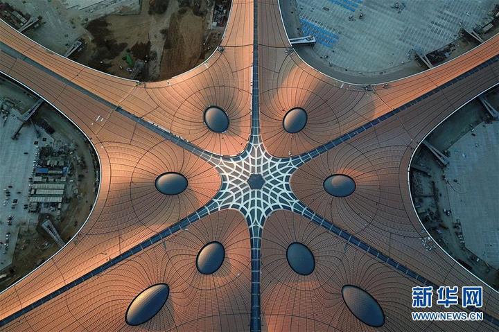 凤凰展翅 北京大兴国际机场建设新进展