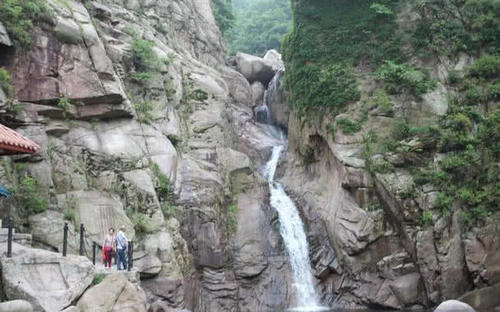山东省三大宜居的城市大角逐！青岛、威海、济南谁能脱颖而出呢？