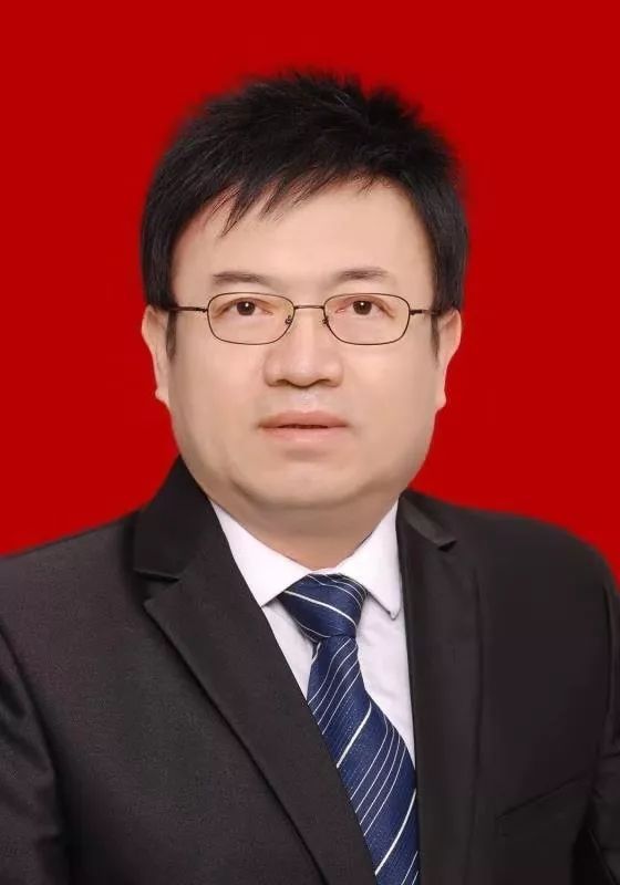 关于王隆等同志任前公示的公告