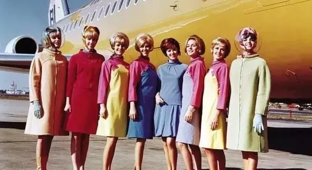 空姐制服的百年演变史,让你明白制服诱惑的真正原因