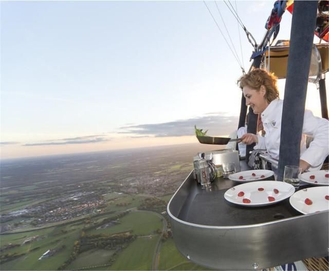全球首家火箭餐厅亮相杭州，全球特色餐厅，上天入海，无所不能