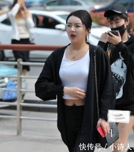  「经典」黑白经典穿搭，简约不失优雅，散发出浓浓的女人味！