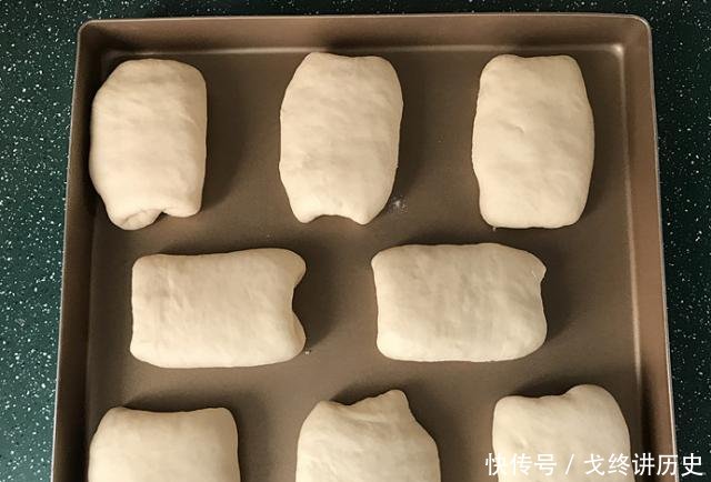  【拉丝】不用揉出手套膜，面包暄软又拉丝，操作简单，小白看一遍也能学会！