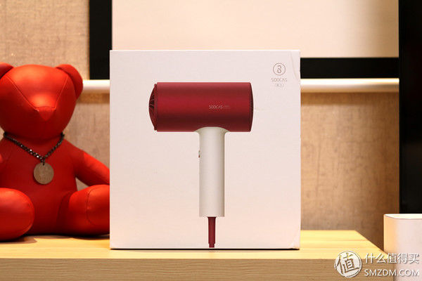 MI 小米生态链素士电吹风，靓丽极简机身，双通道负离子57度恒温输出