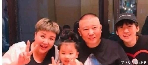  排在@德云社背后的女人们，烧饼老婆颜值排在第一，谦嫂垫底？