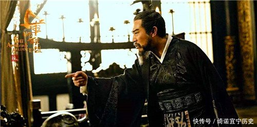 『奸佞』曹操到底有多难演一人太过正派,一人太过奸佞,只有他真演活了