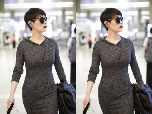 46岁宁静这一身太紧了吧，灰色连衣裙霸气现机场，网友：小11岁男