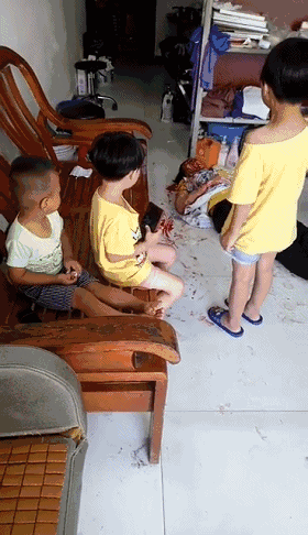 上林一理发店发生血案？快别传了，官方已辟谣！